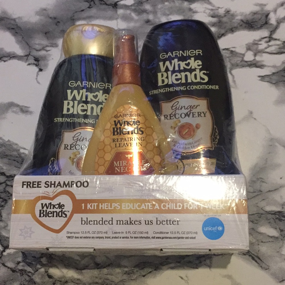 Garnier Whole Blends